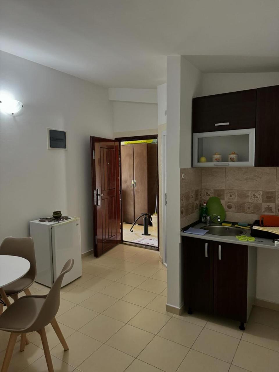 Apartments Brnjada Sutomore Δωμάτιο φωτογραφία